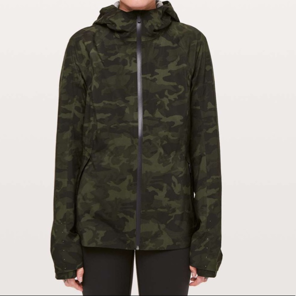 Lululemon Rain is Calling Jacket Camo Green size 4
